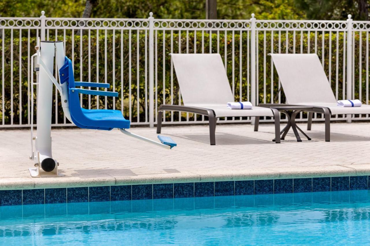 Holiday Inn Express Hotel & Suites Fort Pierce West By Ihg Exterior foto